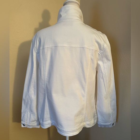 Chico’s White Denim Jacket
Size 3 - Picture 3 of 9